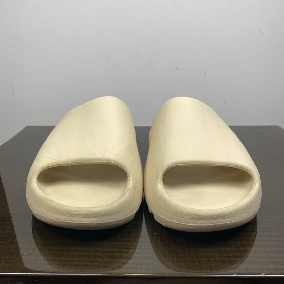 Adidas Yeezy Slide Sandals Bone Men\'s 13 Streetwear main image 4